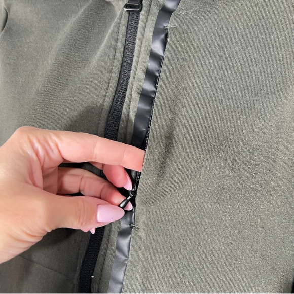 H&M Athletic Zip Up Track Jacket - Picture 6 of 9